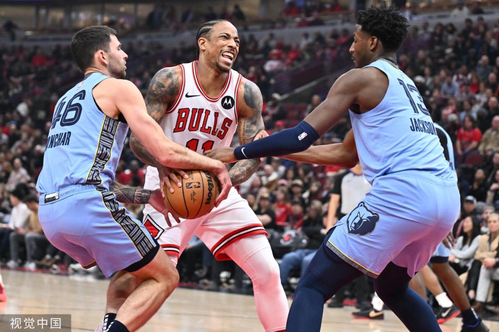 过年轻球员 过年轻球员